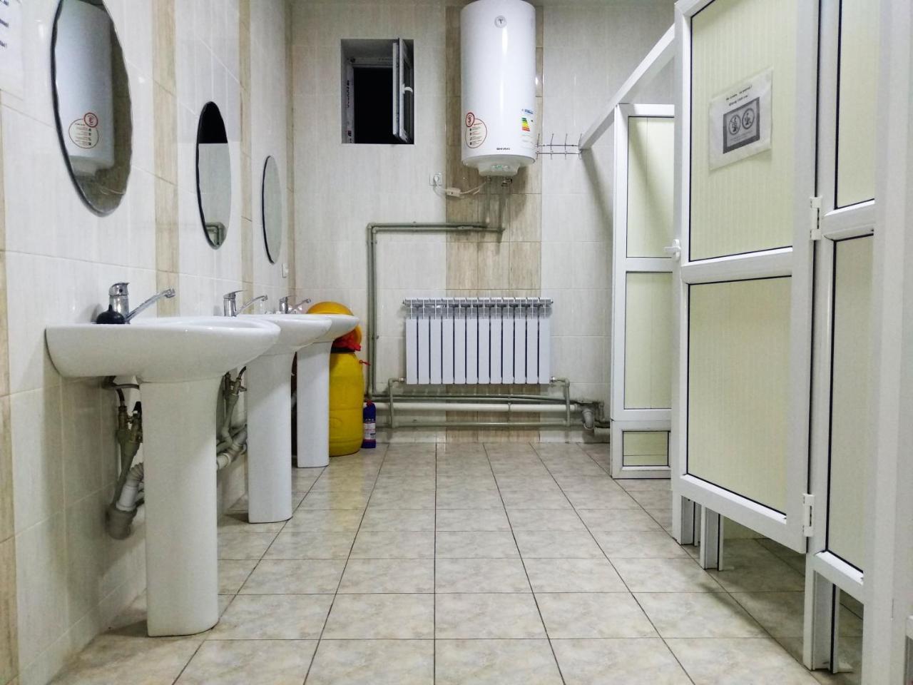 Medi Guest House Osh Exterior photo