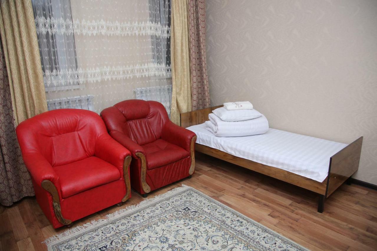 Medi Guest House Osh Exterior photo